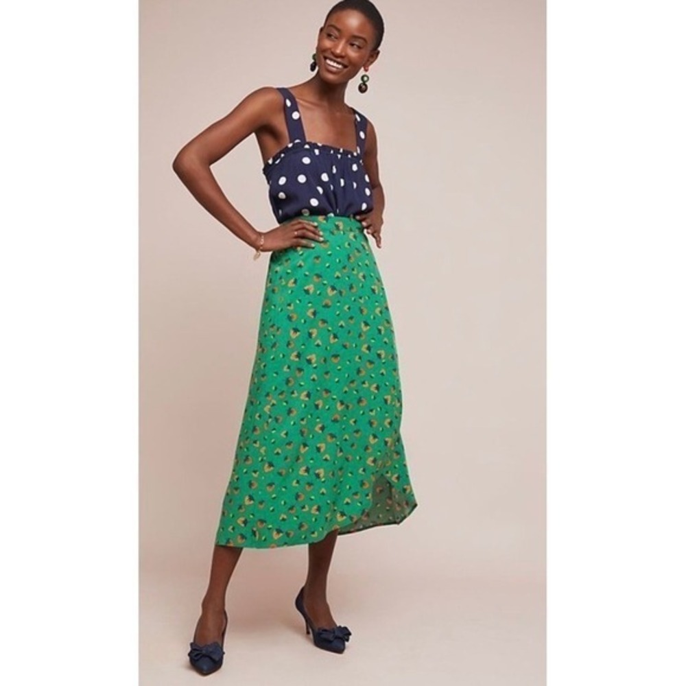 NWT!! ANTHROPOLOGIE Colloquial Wrap Skirt #35 Conversations Strawberry Medium